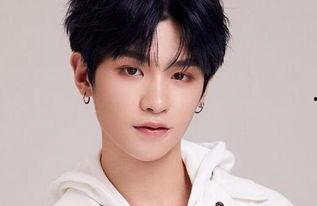 黄明昊台下爆料视频大全,揭秘明星幕后趣事